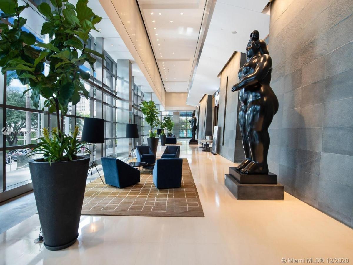 Four Seasons Hotel Miami - Luxury Private Residences Eksteriør bilde