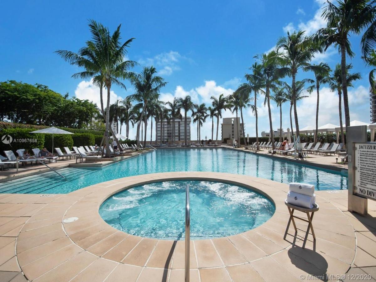 Four Seasons Hotel Miami - Luxury Private Residences Eksteriør bilde